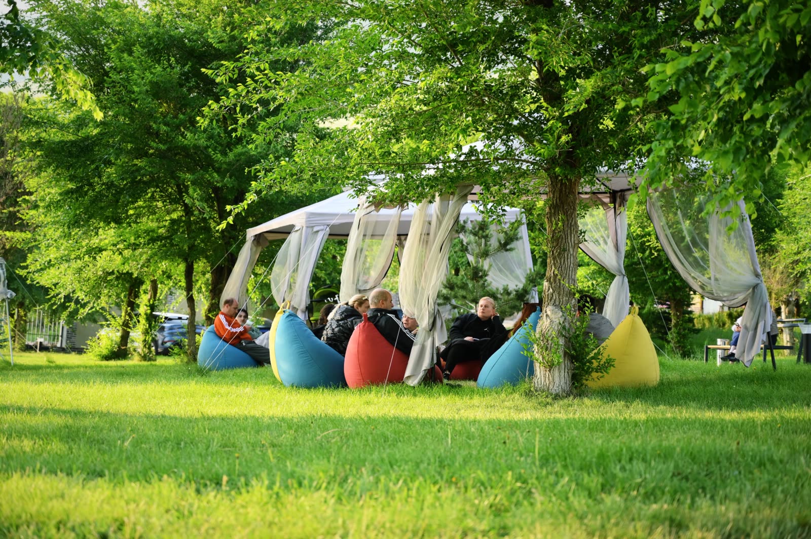 Outdoor lounge